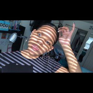 Meet your Posher, Jade